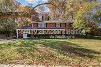 Building Photo - 5852 Lowell Ave