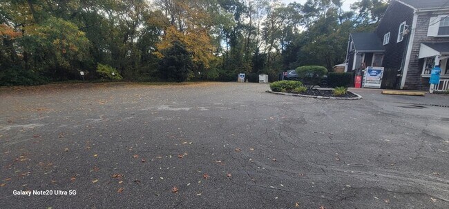 Building Photo - 422 MA-6A