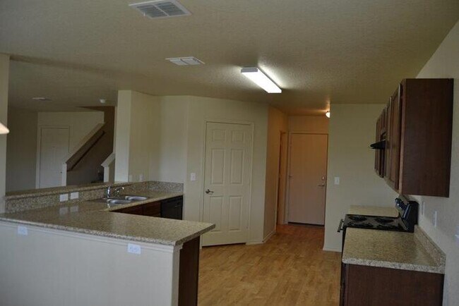 Building Photo - 10730 Goose Way