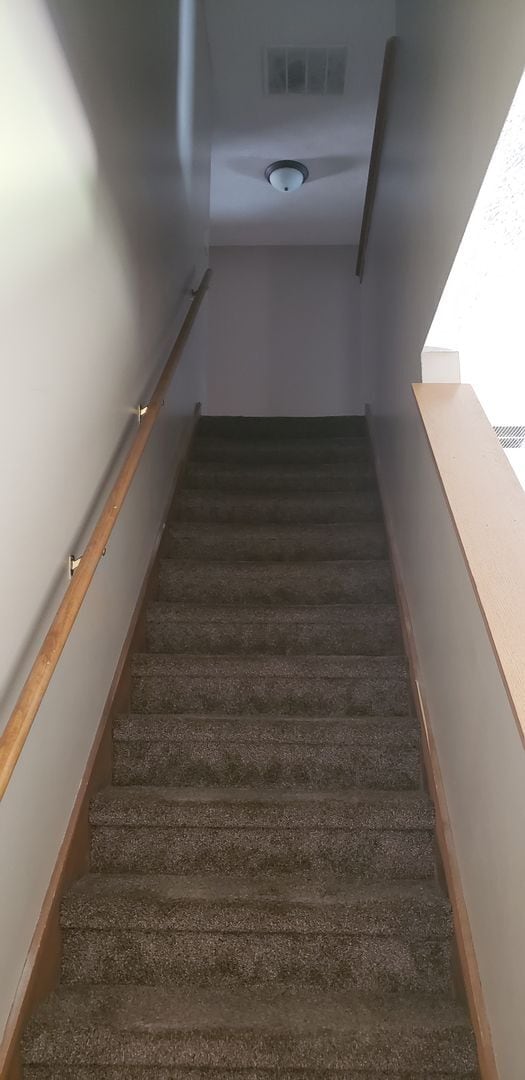 Building Photo - 3867-3871 Ledyard Street