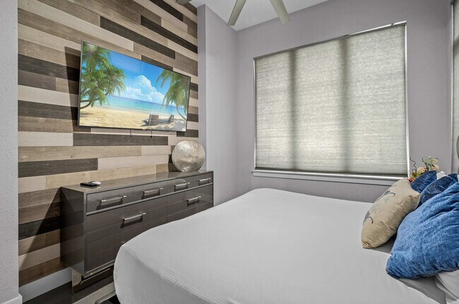 Building Photo - 748 Desert Mountain Ct