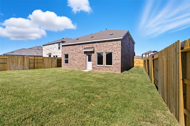 Building Photo - 28731 Bottom Grass Trl