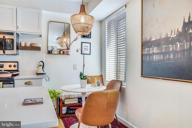 Building Photo - 5405 9th St NW