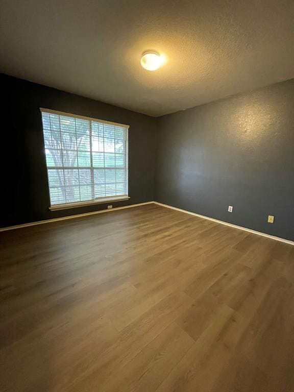 Building Photo - 1212 Knoll Ridge Dr