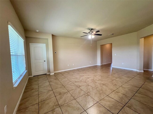 Building Photo - 367 Dusky Thrush Dr