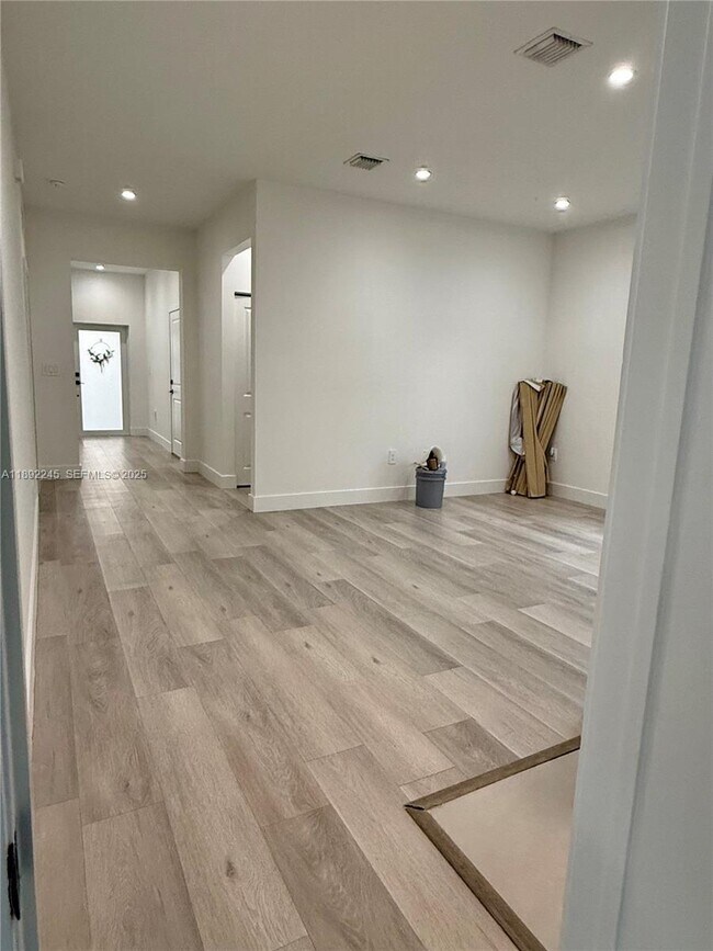 Building Photo - 11620 SW 241st St