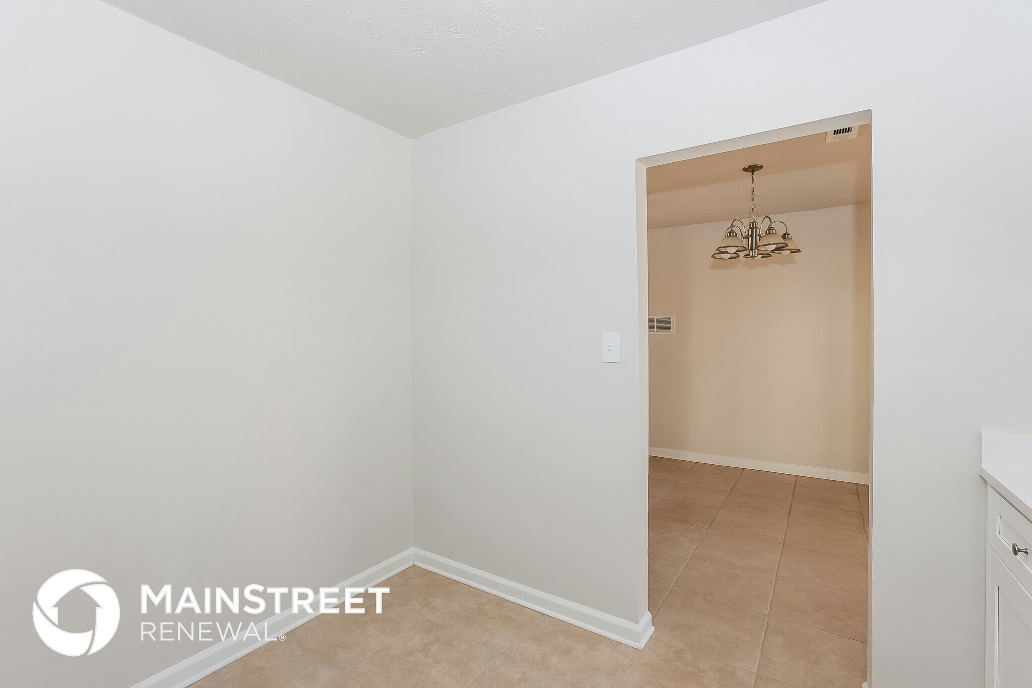 Building Photo - 7000 Merrywood Dr