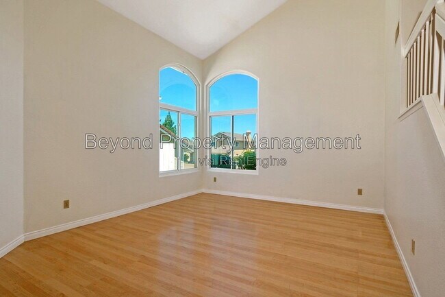 Building Photo - 8845 Sparren Way