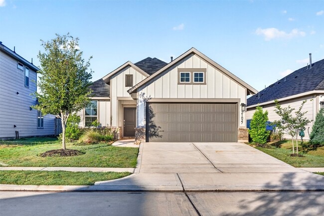 Building Photo - 21827 Blue Daisy Ct