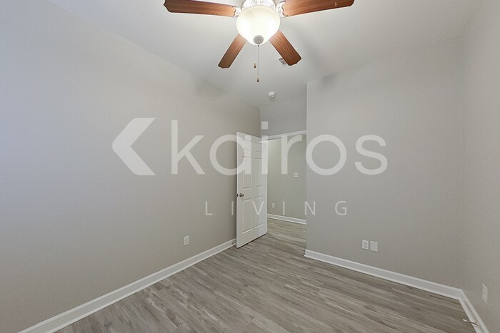 Building Photo - 10103 W 20th St