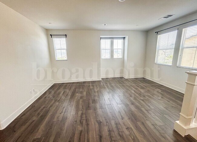 Building Photo - 35759 Garrano Ln