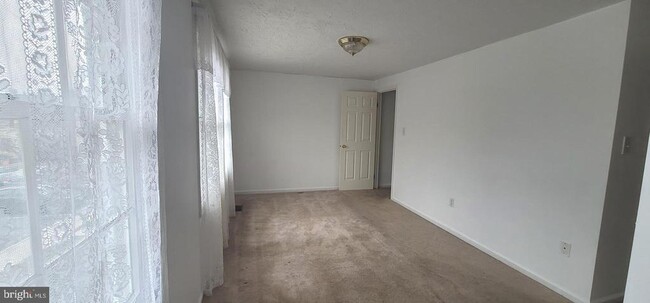 Building Photo - 11038 Outpost Dr