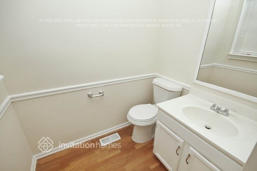 Building Photo - 6959 Whispering Oaks Ct