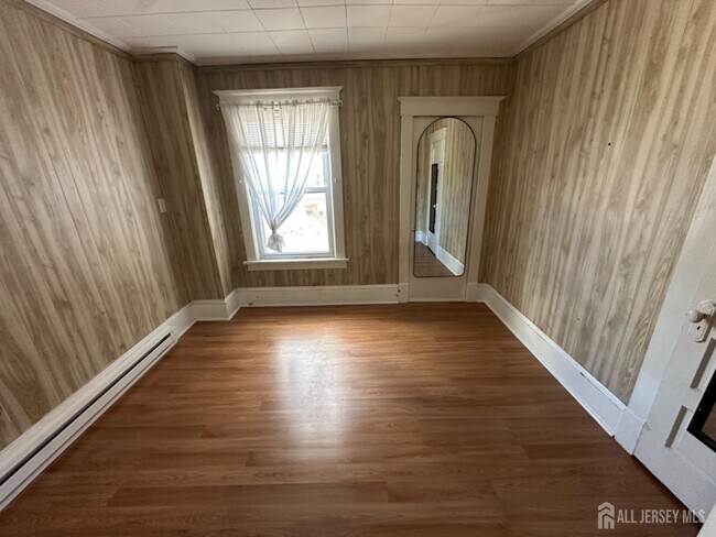 Building Photo - 151 N Broadway