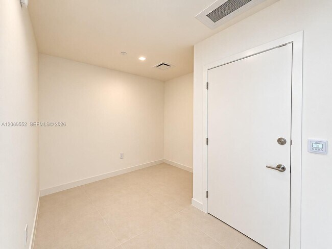 Building Photo - 1400 Biscayne Blvd