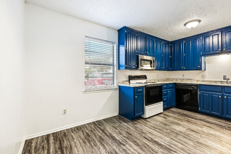 Building Photo - 1226 Baylor Ave