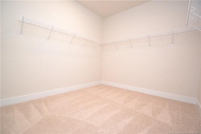 Building Photo - 544 Basin Hl Dr