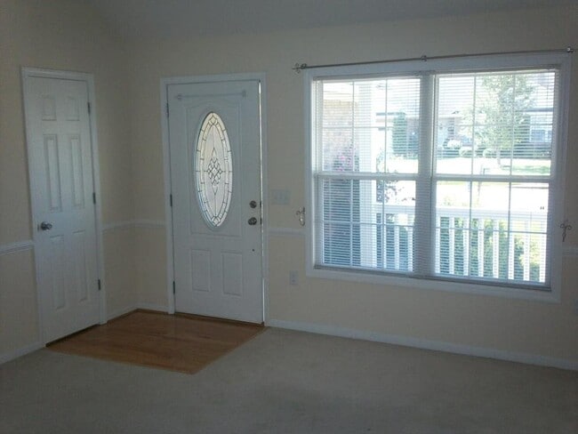 Building Photo - 3411 Landmark Dr