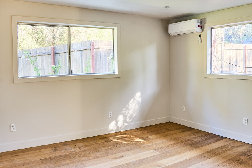 Building Photo - 31660 Pitsch Canyon Rd