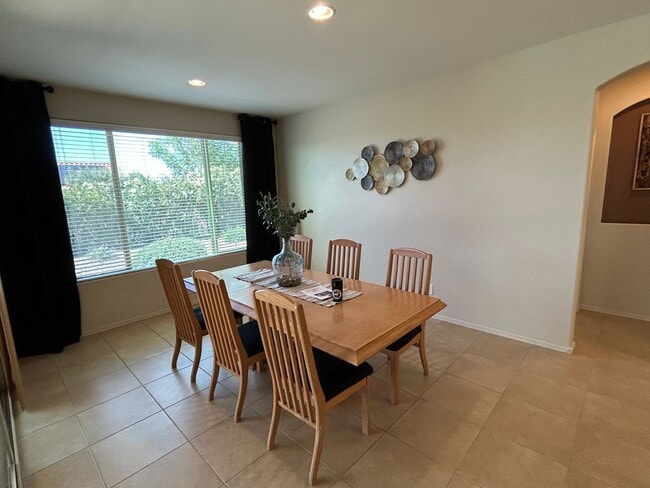 Building Photo - 26864 W Piute Ave