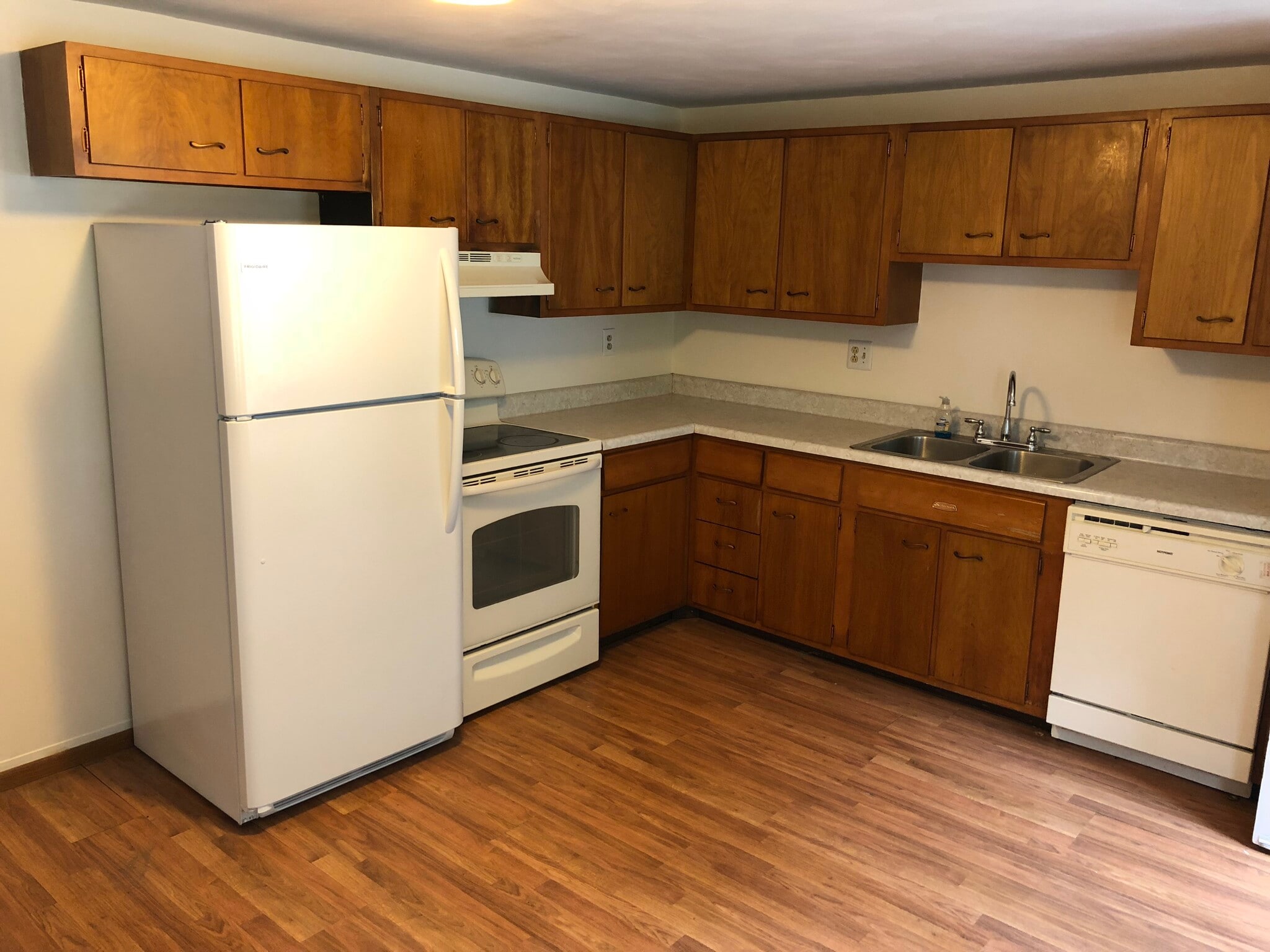 Kitchen - 97 Shawn Dr