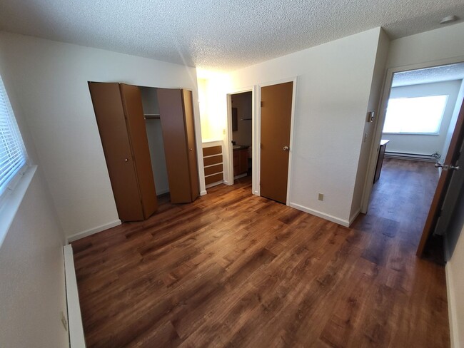 Building Photo - Cute 1 Bedroom Home -1414 N. Roop #2 Carson City, NV