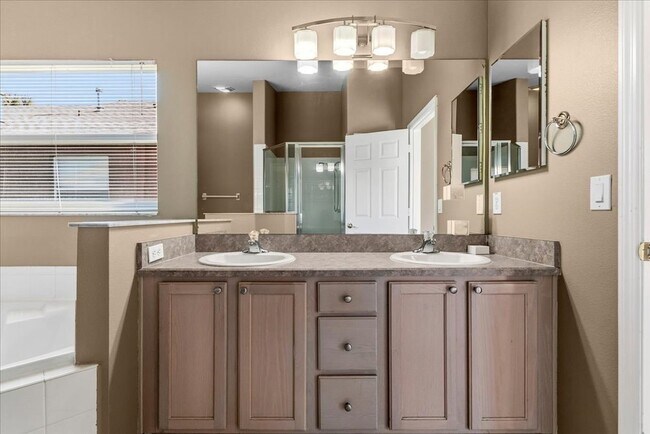 Building Photo - 8084 Santee Dr