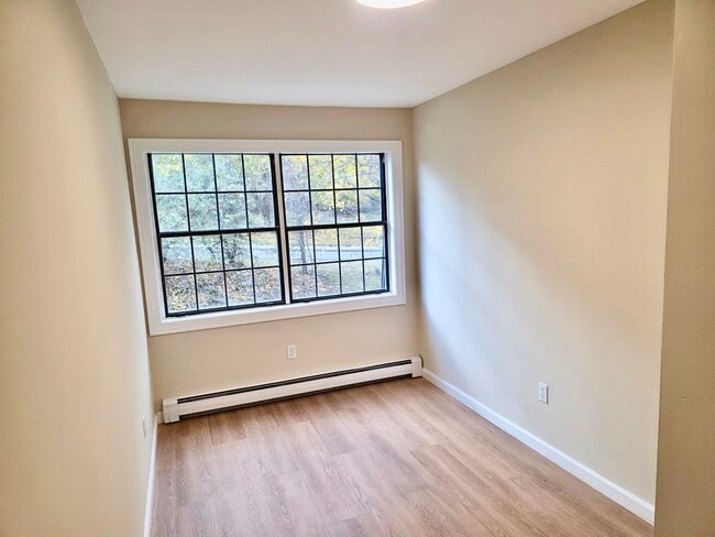 Building Photo - 69 Homestead Ln