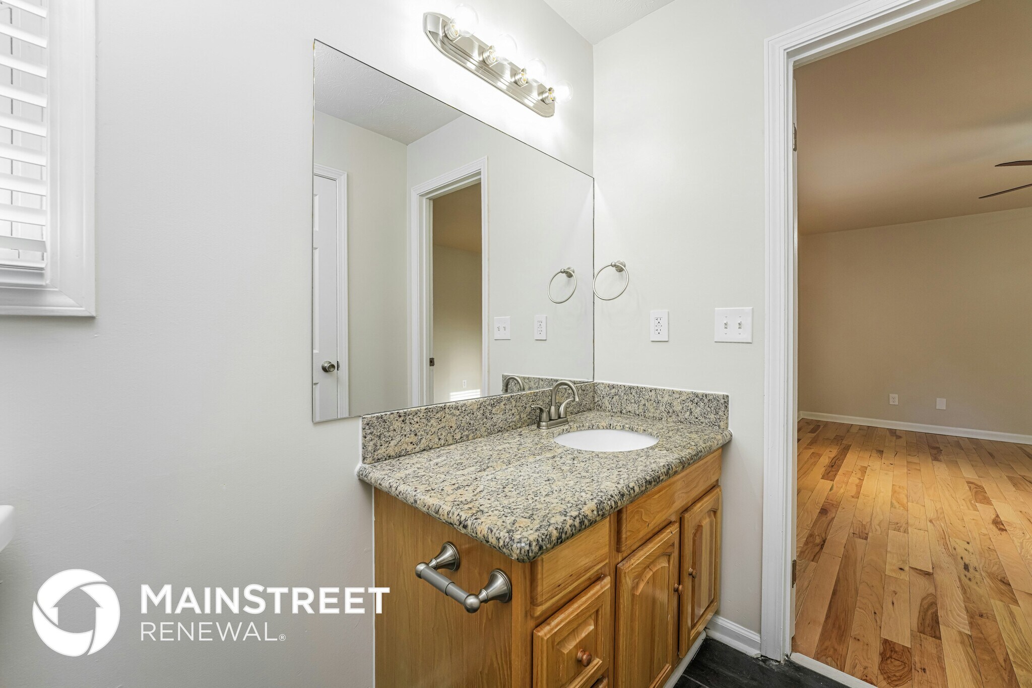 Building Photo - 3087 Sanibel Dr SW