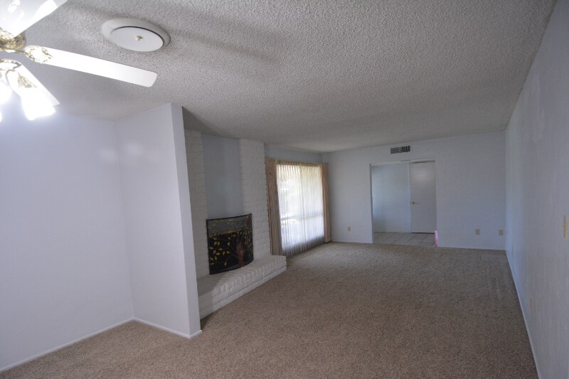 Building Photo - 6017 Friant Dr