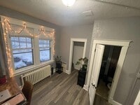 Building Photo - 1725 W 1st St