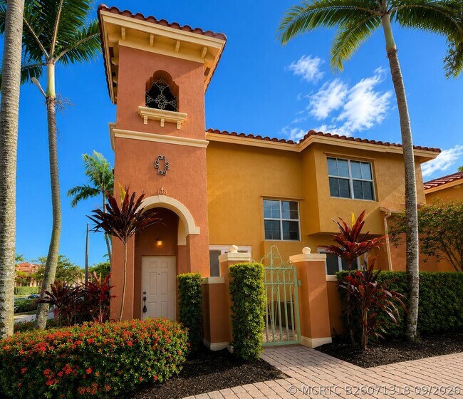 Building Photo - 906 SW 143rd Ave