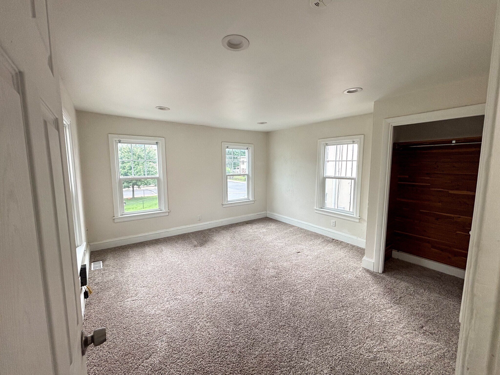 Bedroom #1 - 70 New Charlotte St