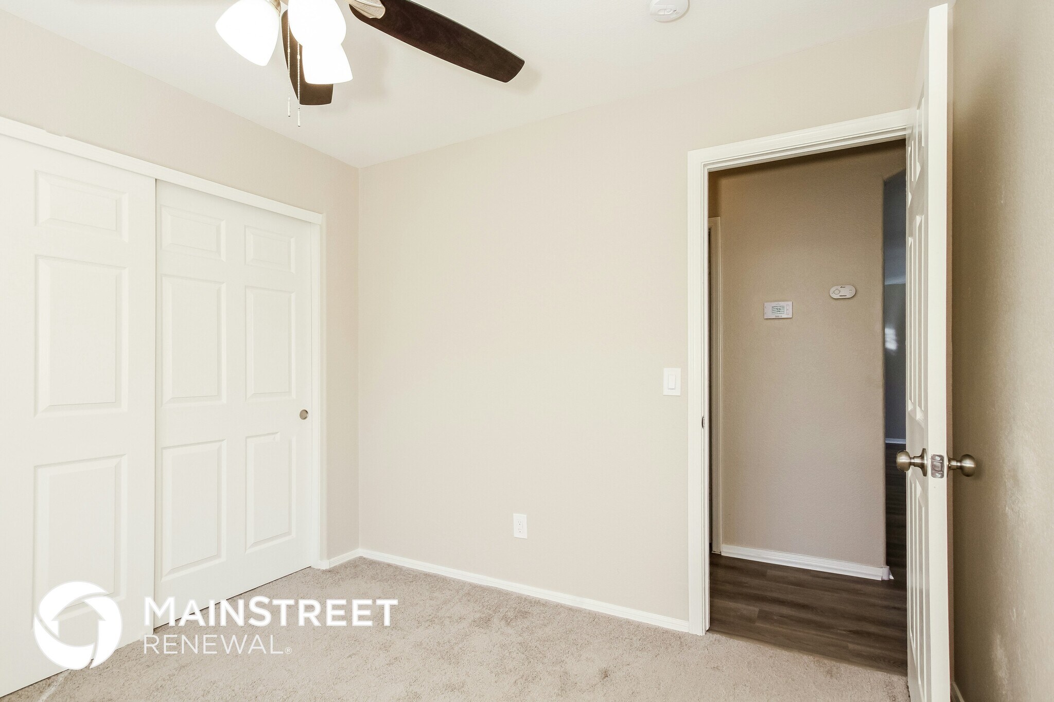 Building Photo - 8815 W Manzanita Dr