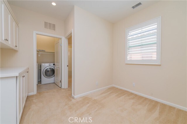 Building Photo - 155 Frontier