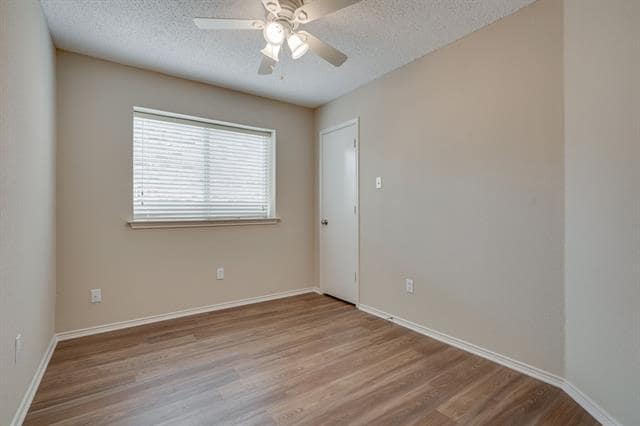 Building Photo - 755 Burr Oak Dr