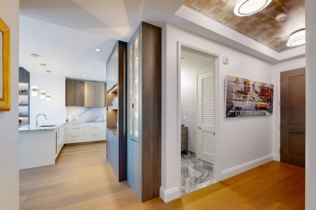 Building Photo - 240 Devonshire St