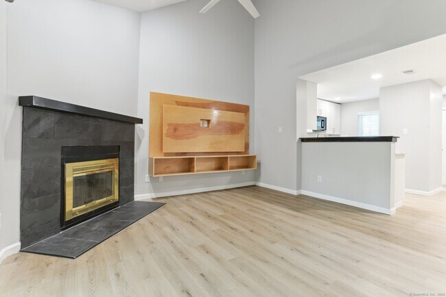 Building Photo - 48 Spyglass Cir