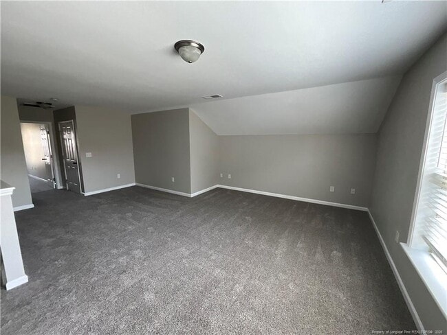 Building Photo - 52 Noble Ct