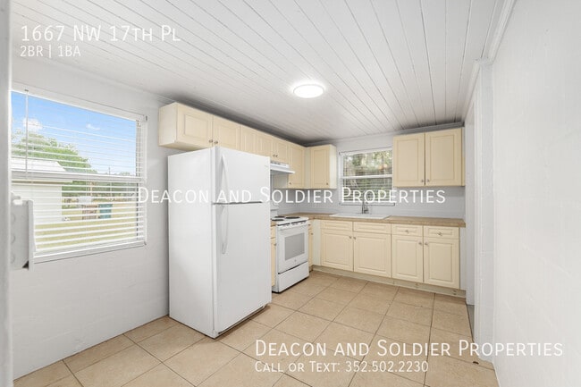 Building Photo - 1667 NW 17th Pl