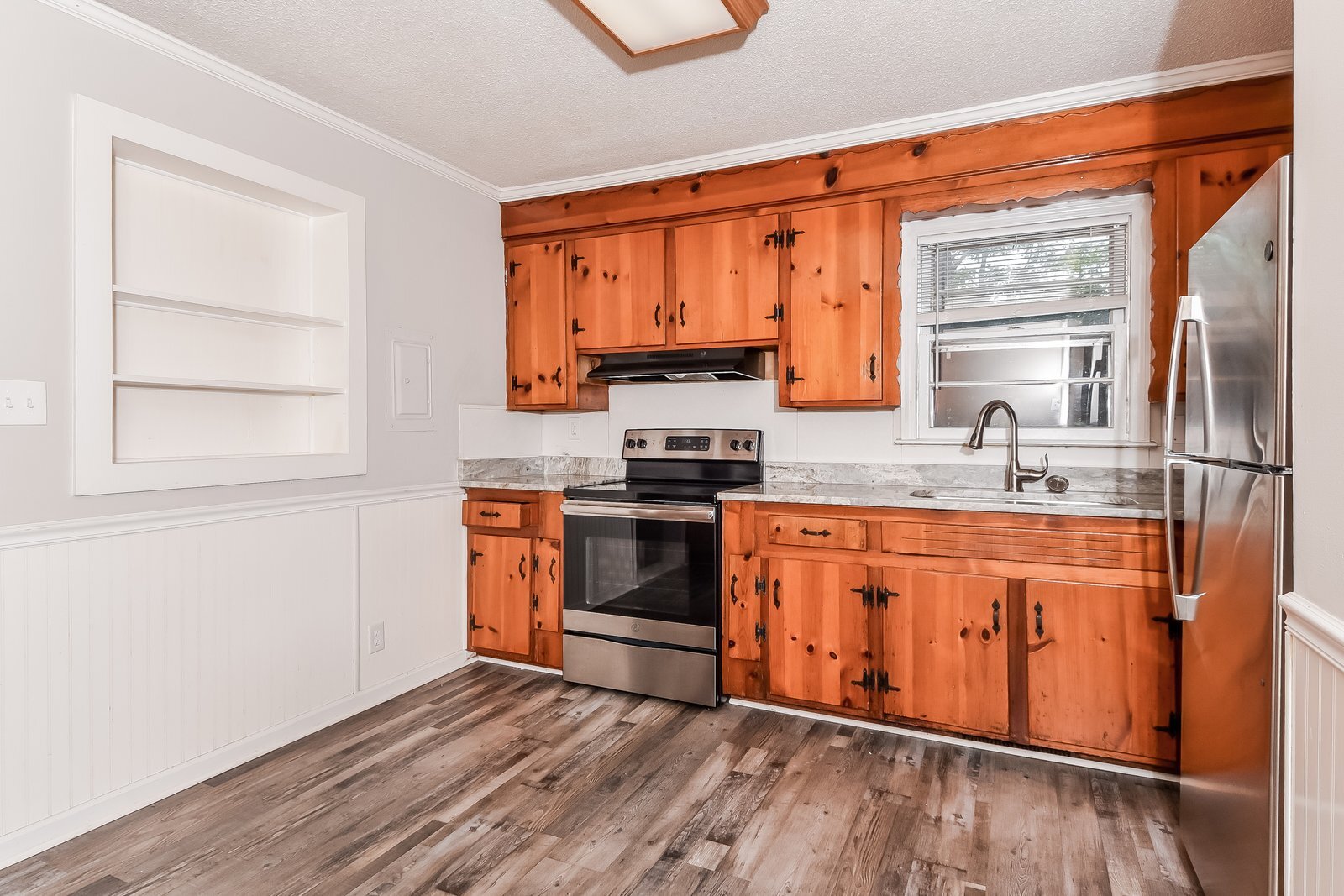 Building Photo - 1908 State Rd S-28-425