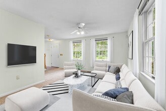 Building Photo - 38 Haskell St