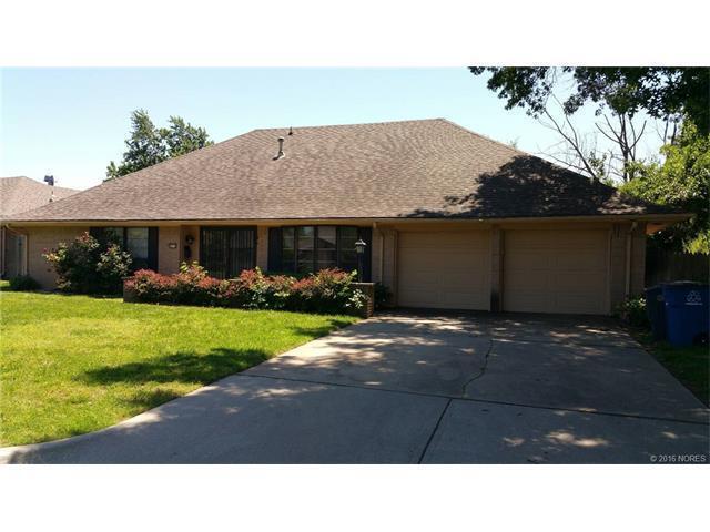 Building Photo - Located in South Tulsa - 3 Bedroom Home!!