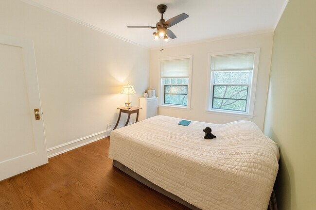 Building Photo - 448 Elmwood Ave