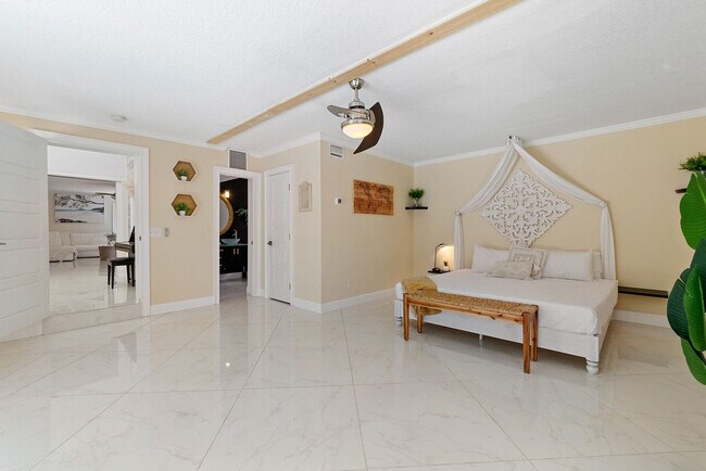 Building Photo - 501 Boating Club Rd