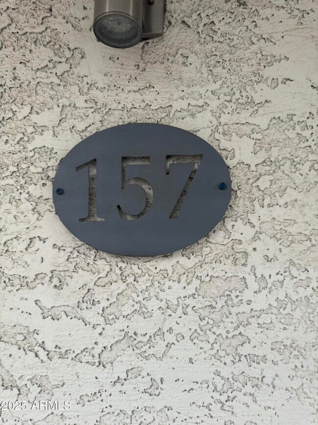 Building Photo - 18202 N Cave Creek Rd