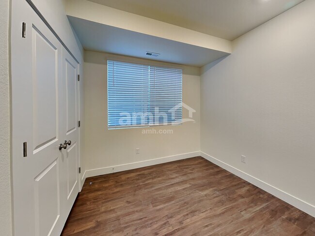 Building Photo - 3970 Wyedale Way