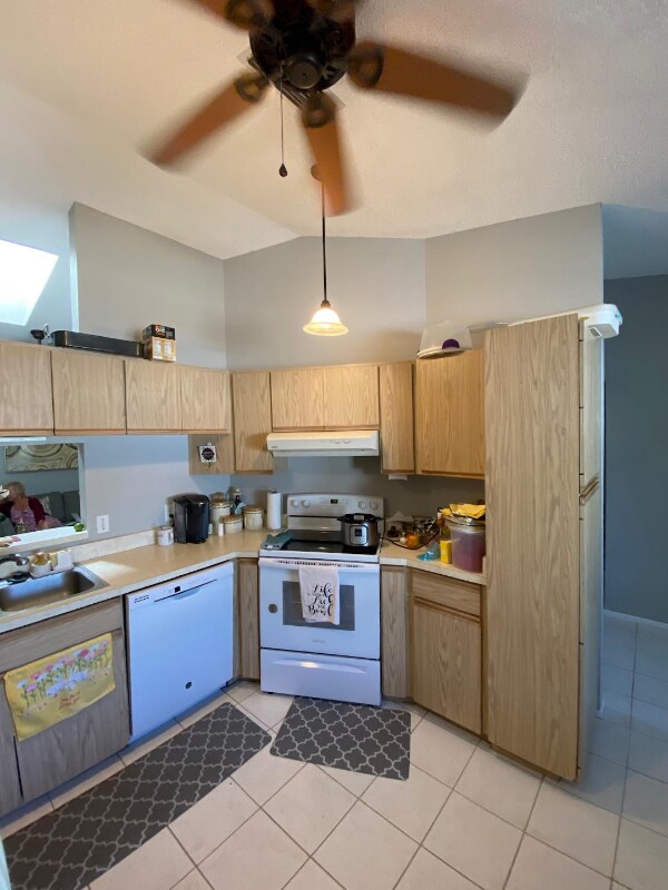 Building Photo - 2462 Briar Oak Cir