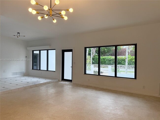 Building Photo - 7132 SW 65th Ave
