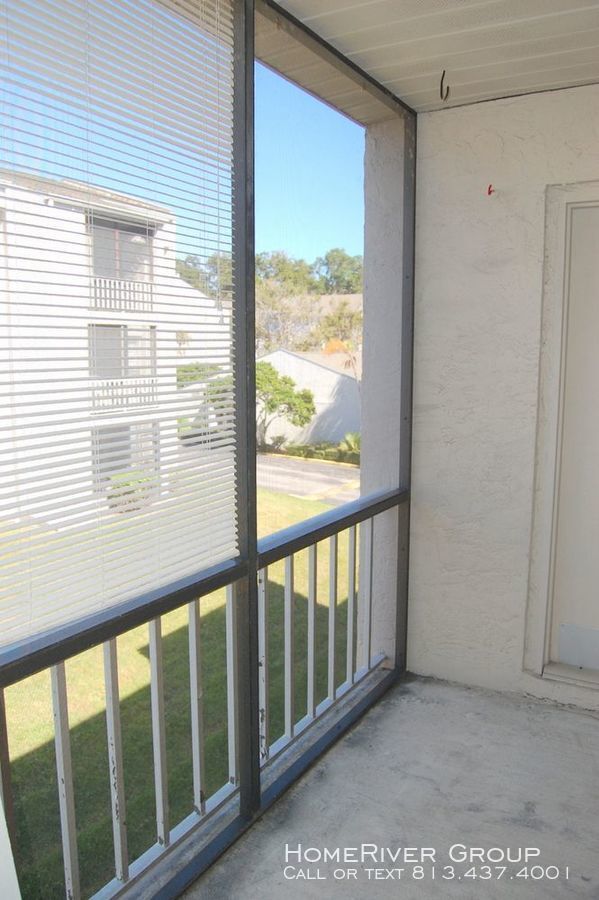 Building Photo - 1 Bedroom 1 Bath Condo in Coachman Creek